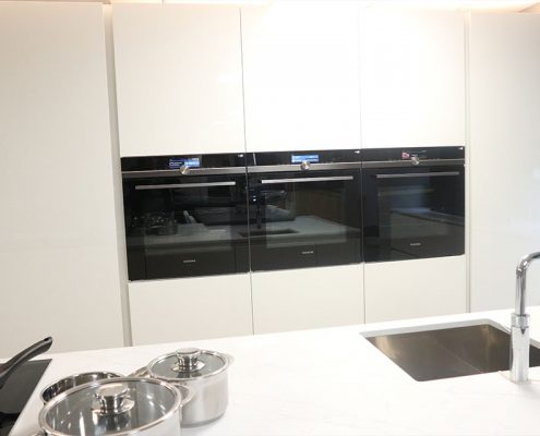 Pronorm Y Line Display KAM Design 16