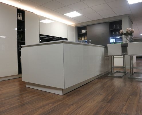 Pronorm Y Line Display KAM Design 23